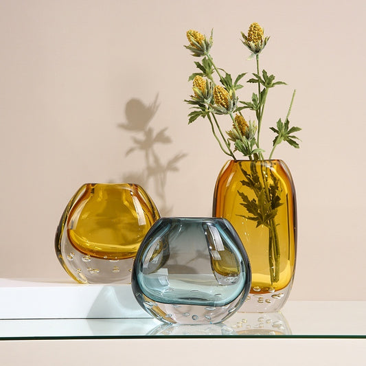 Elegant luxury glaze vase