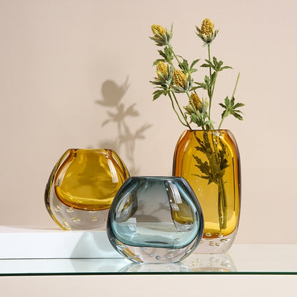 Elegant luxury glaze vase

